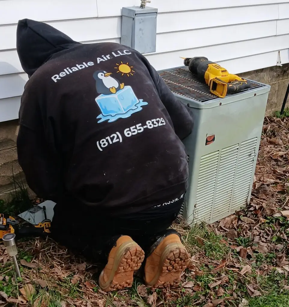 Reliable Air Tech working in Batesville